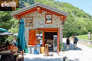 Val Vertova: come arrivare alle cascate, dove fare il bagno e dove mangiare