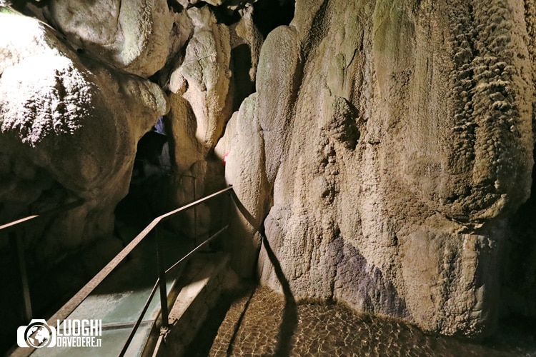 Grotte di Rescia: dove si trovano, come arrivare e cosa vedere